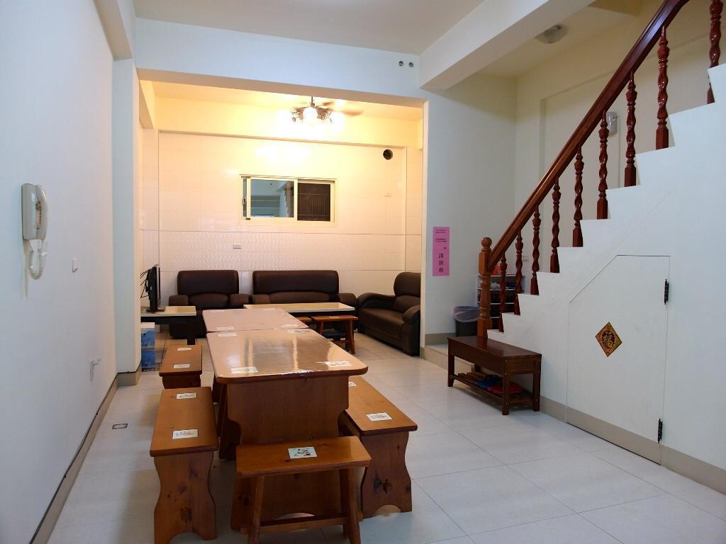 花漾四季民宿市中心附停車位 自助入住 可包棟 Hualien City Ngoại thất bức ảnh